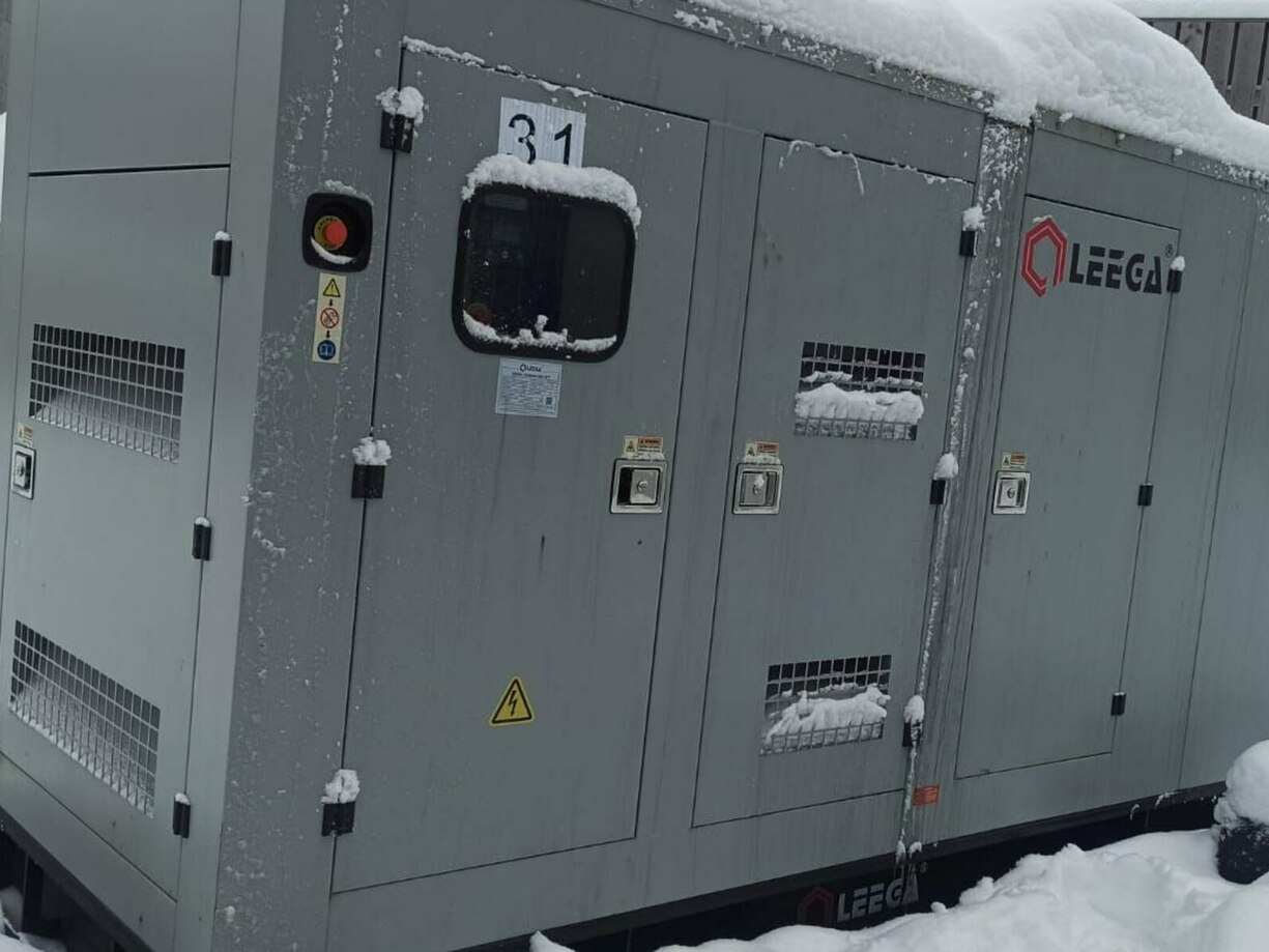Дизельный генератор с наработкой Doosan LG330DY – 240 кВт